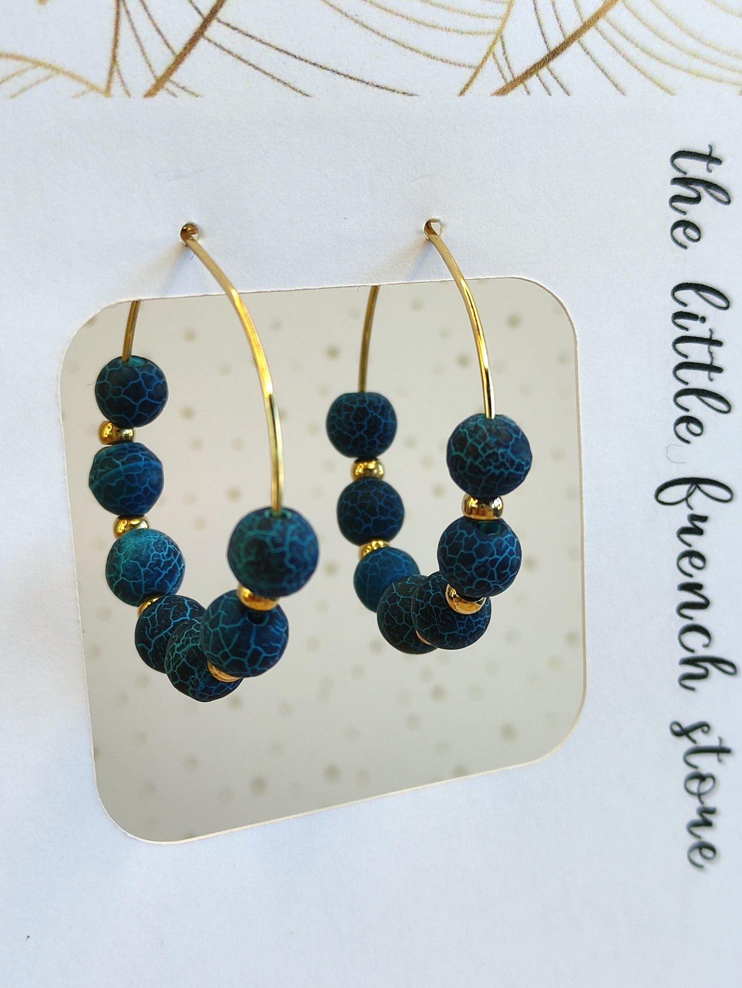 Créoles en perles naturelles d'Agate bleue