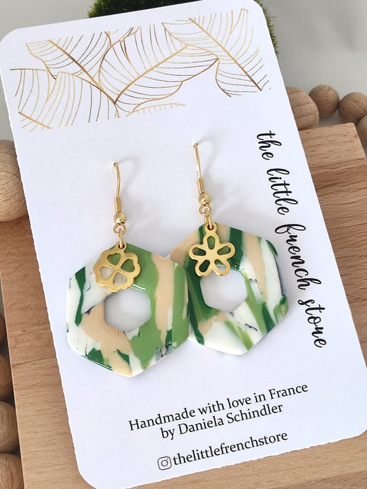 La tendance des boucles d'oreilles vertes pour l'automne - The Little French Store